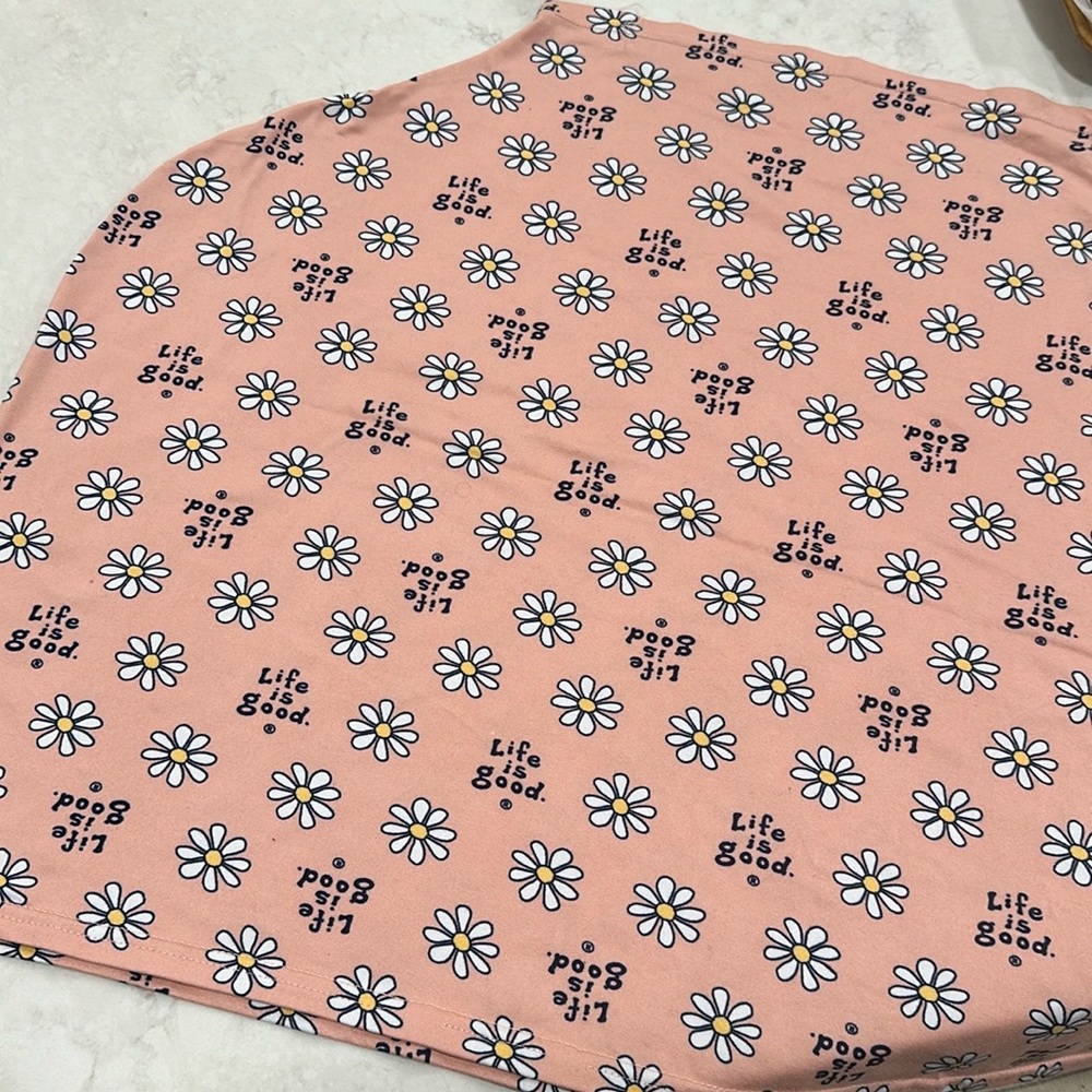 Life is Good Nursing Cover